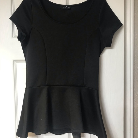 Black short sleeved fitted blouse - Picture 2 of 3